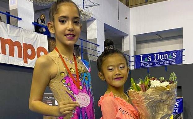 Dos calamonteñas compiten mañana en el Campeonato de España de gimnasia rítmica