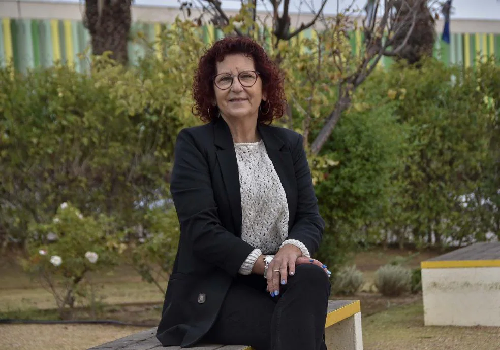 Etelvina Barros, esta semana en Badajoz. Nacida en Portugal, lleva más de tres décadas viviendo en España. / CASIMIRO MORENO