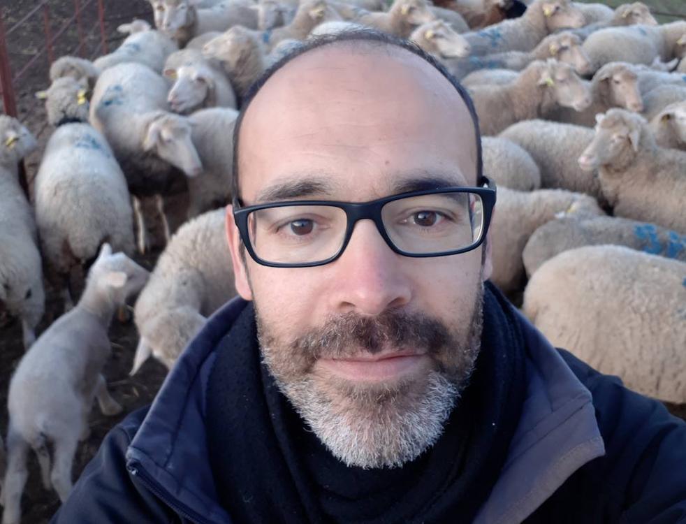 Un escritor entre ovejas de La Siberia