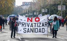 La Marea Blanca marcha en Madrid en defensa de la sanidad pública