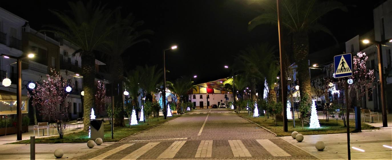 Alumbrado navideño Herrera del Duque y Peloche