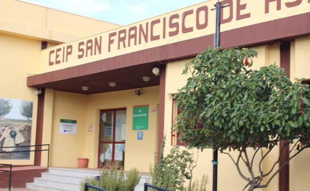 El San Francisco de Asís valora positivamente el primer trimestre a pesar de haber tenido que confinar un aula