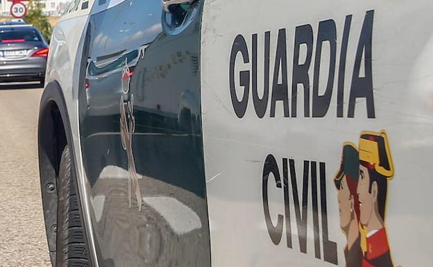 Detenido un vecino de Logrosán tras ser sorprendido cuando intentaba ocultar 600 gramos de cogollos de marihuana