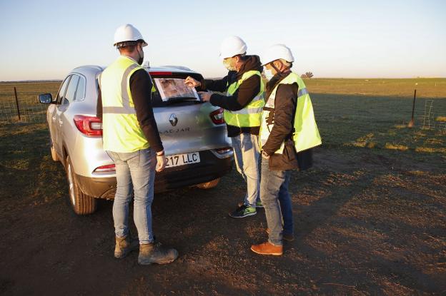 Empieza la construcción de la primera gran planta fotovoltaica de Cáceres