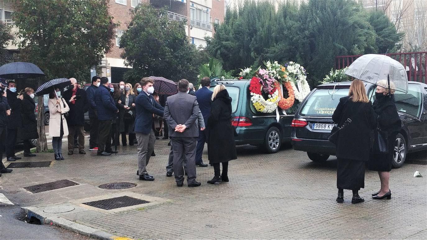 Última despedida a Miguel Celdrán, exalcalde de Badajoz