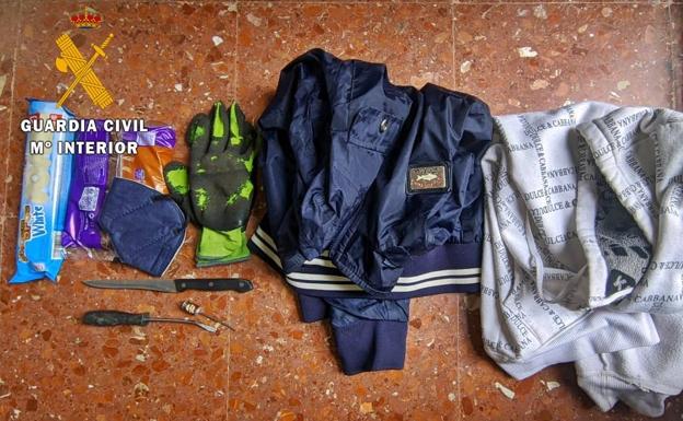 Detenido por robar y amenazar con un cuchillo a la propietaria de un establecimiento de Higuera de Vargas