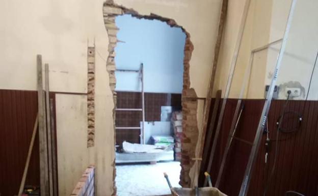 El Ayuntamiento prepara un sistema de visitas a los mayores en los pisos tutelados