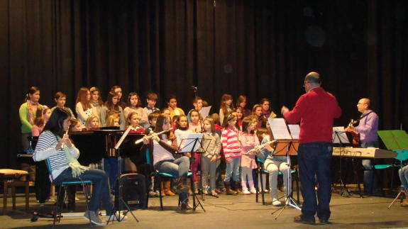 La Escuela Municipal de Música de Fregenal recibe una subvención de Diputación de Badajoz