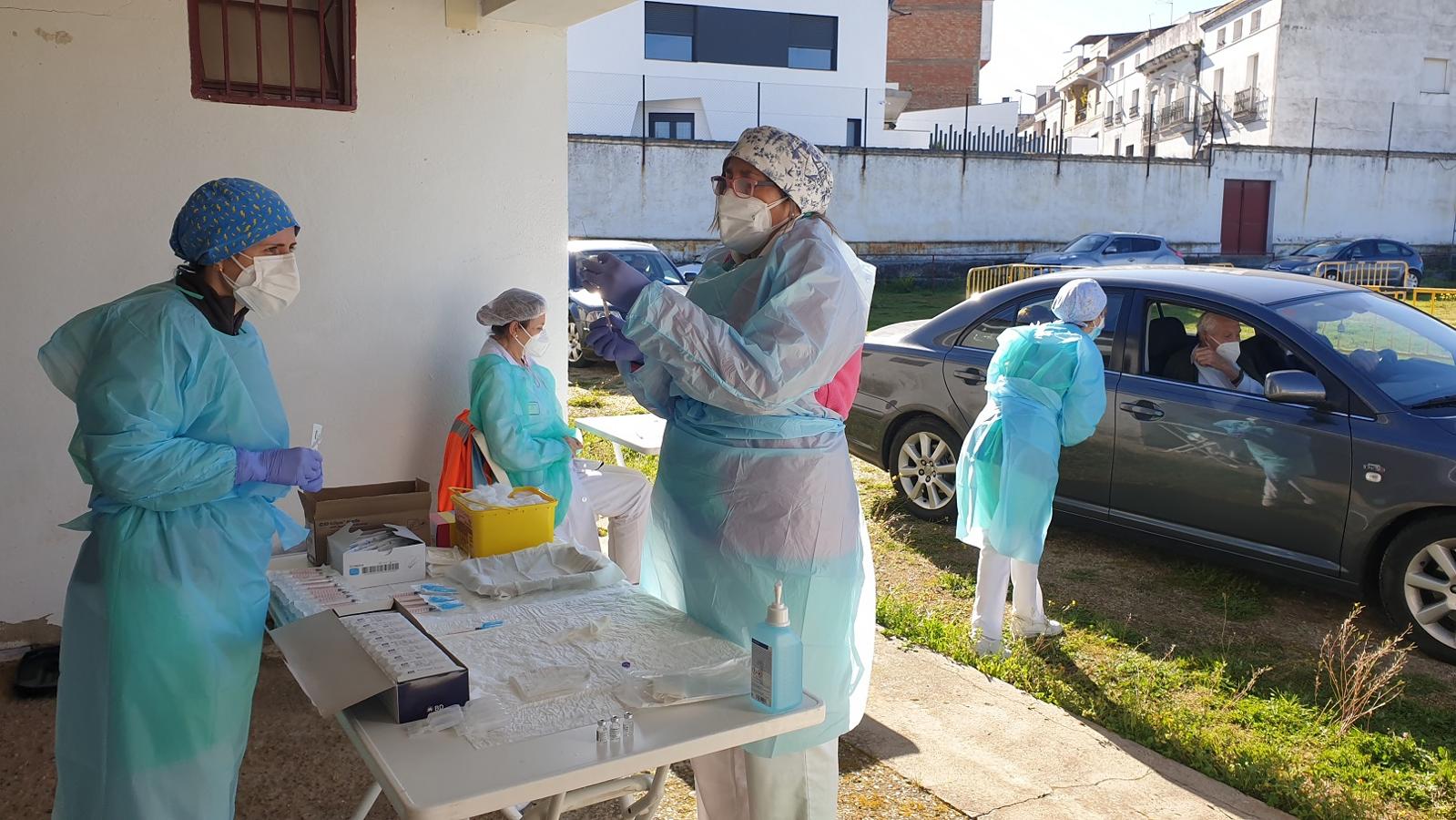Nuestros mayores, más cerca de la inmunidad