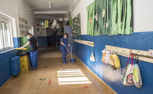 Sanidad cierra el colegio Nuestra Señora de los Remedios en Magacela