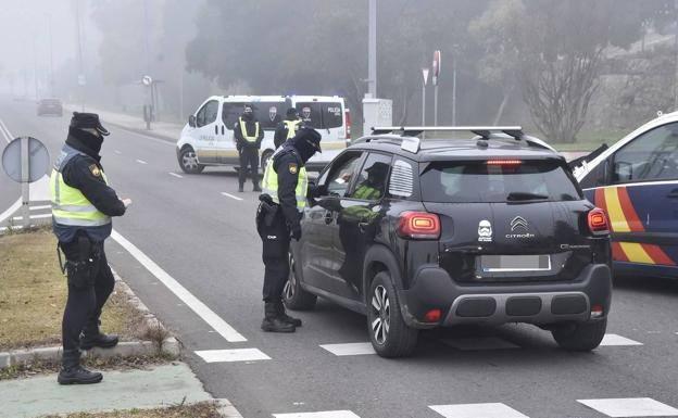 Vergeles insiste en la necesidad de disminuir la movilidad en Semana Santa