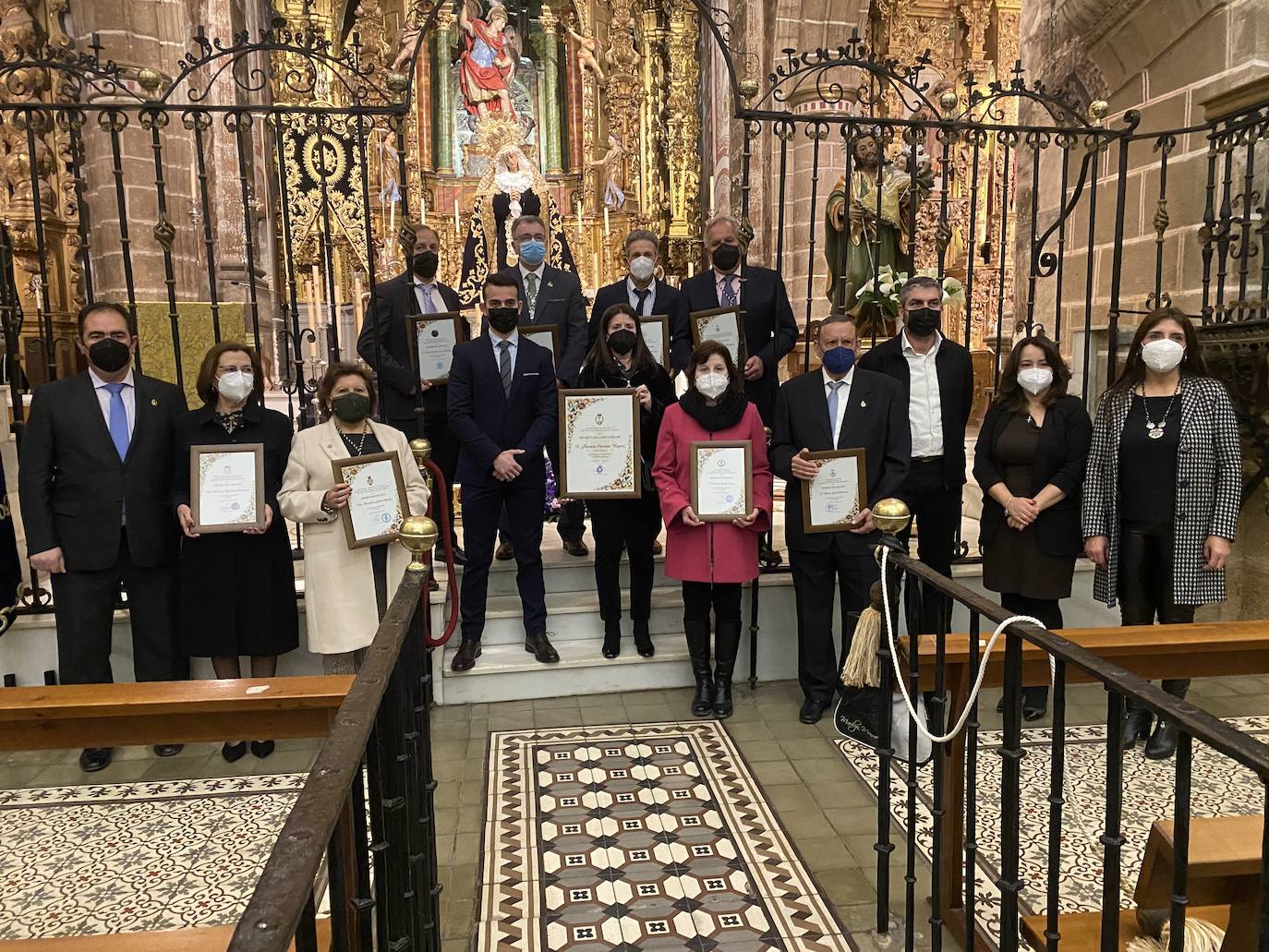 La entrega y el compromiso hacia la Semana Santa jerezana vuelven a ser protagonistas de los premios 'Cruz de Guía' y 'Caballero Cofrade'