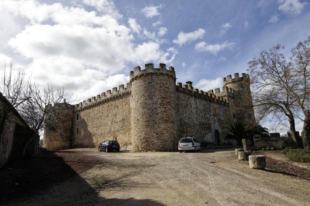 Castillo de las Arguijuelas en Cáceres, cuartel nazi en 1936. / HOY