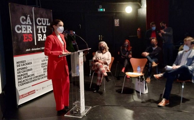 El programa alternativo a Womad ofrece 42 conciertos, la mayoría de artistas regionales