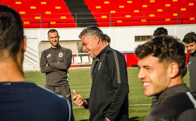 El Montijo no se mueve de su misión de hacer historia