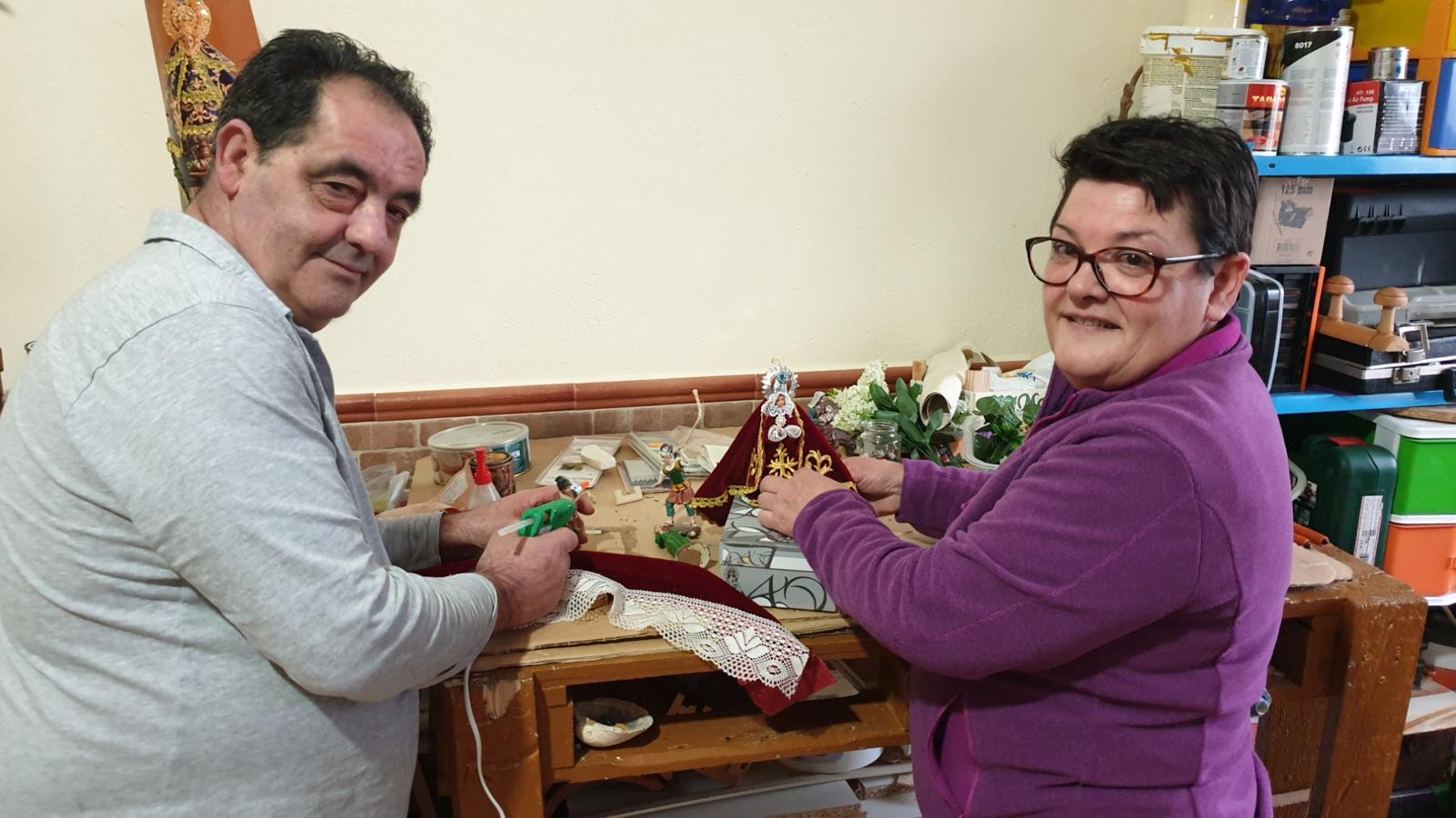 Las maquetas de María homenajean a la Semana Santa campanariense