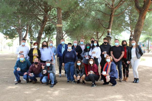 Participantes en la clausura del curso 'Inclusión en verde'. / HOY