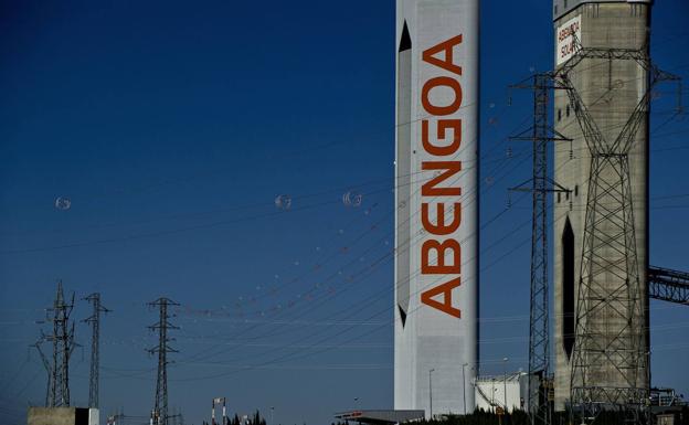 La Guardia Civil registra la sede de Abengoa en Sevilla por delitos societarios