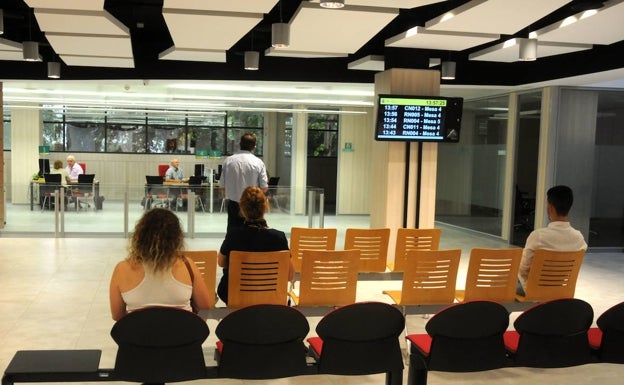 Más de 3.000 empleados del Gobierno en la región podrán teletrabajar