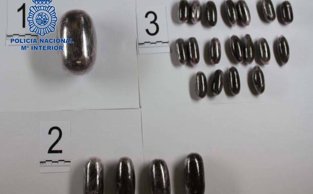 Una pareja arrestada en la estación de autobuses de Plasencia con 23 bellotas de hachís