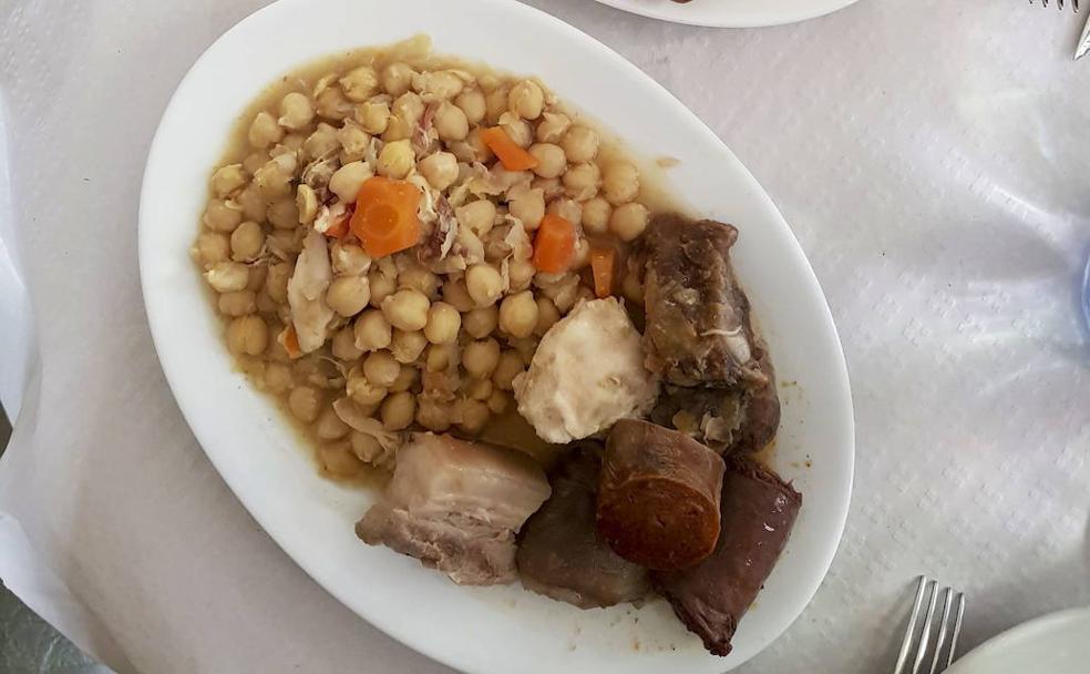 JB: «Un cocido completo en Navezuelas»