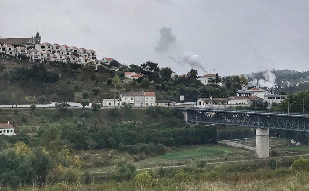 Pezinhos no rio: «Comer a la orilla del Tajo»