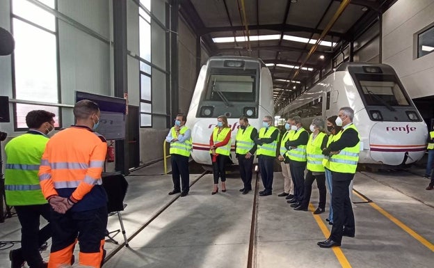 Vara admite que el tren Plasencia-Badajoz no circulará por las nuevas vías hasta 2022