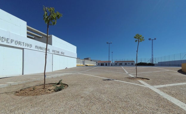 Las pistas de la UVA de Badajoz estarán listas en verano, tras dos años y medio en obras