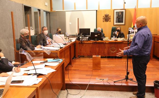 Pedro Salguero niega irregularidades en la gestión del Festival de Mérida