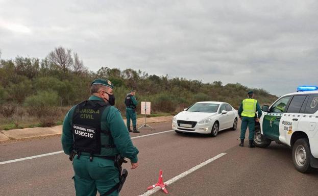 La Junta declara el cierre perimetral de Palomas y prorroga el aislamiento de Bodonal de la Sierra