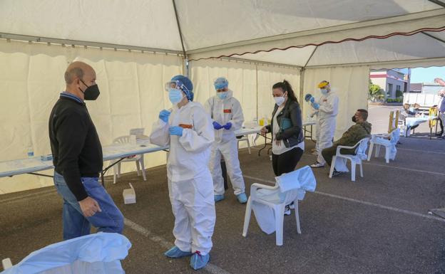 El brote de Piornal acumula 63 positivos y es el más numeroso de la región