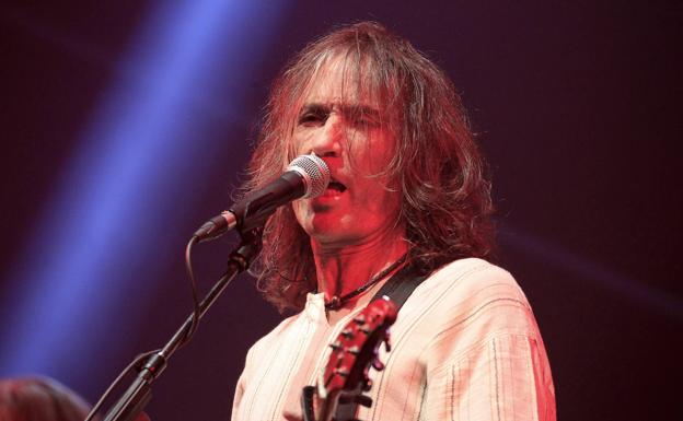 Robe se centra en su proyecto personal y no garantiza la gira de Extremoduro