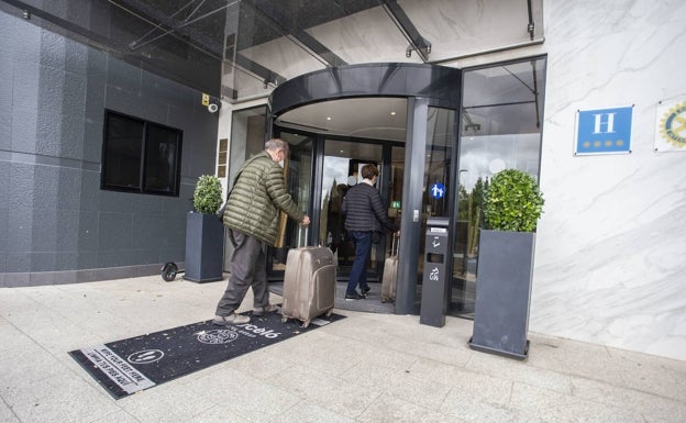 Las reservas hoteleras ya superan el 70 por ciento en Cáceres tras el fin del estado de alarma