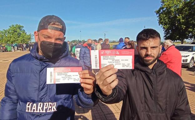 Las entradas a la venta 'online' para el Badajoz-Zamora vuelan en minutos