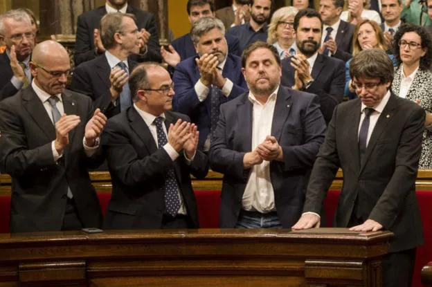 Parlamento catalán el día de la declaración unilateral de independencia. / HOY