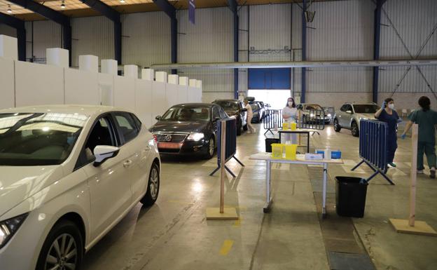 El 33% de los citados hoy en Feval acepta la segunda dosis de Pfizer