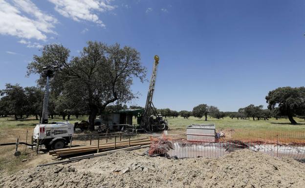 La fábrica de cátodos peligraría si la mina de Cañaveral no se hace o se retrasa