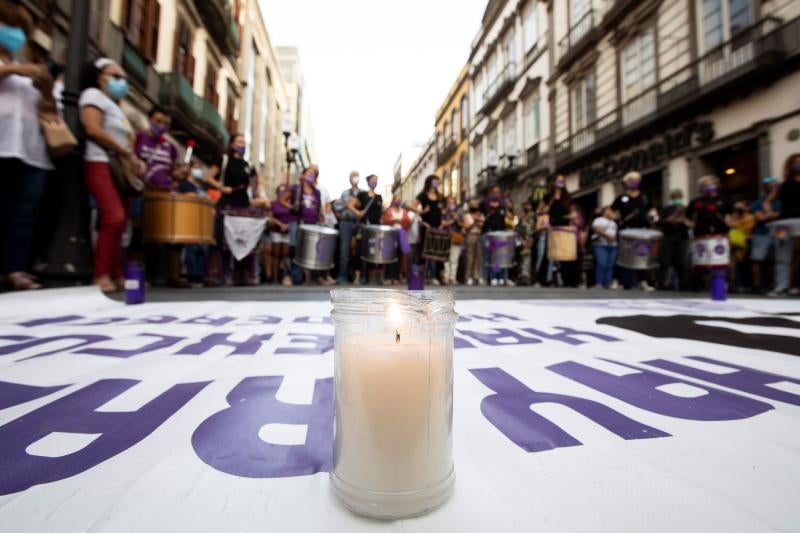 España se moviliza en recuerdo de Anna y Olivia
