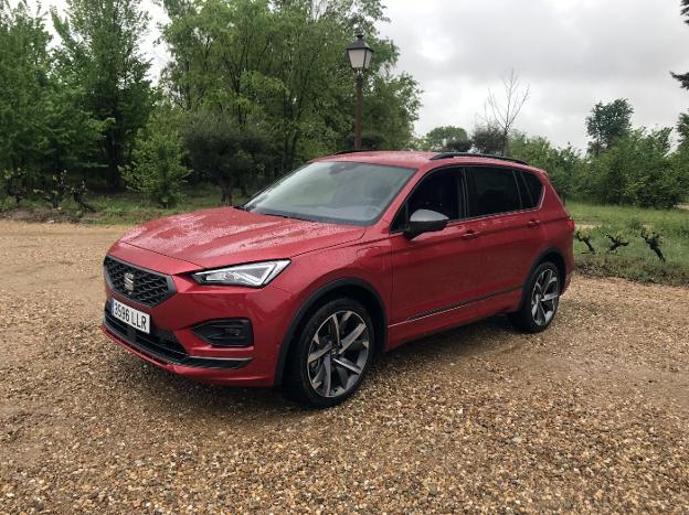 SEAT Tarraco e-Hybrid, un todocamino enchufable con maletero de 610 litros