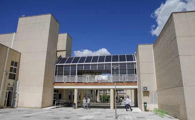 La UEx, en la élite en cinco áreas