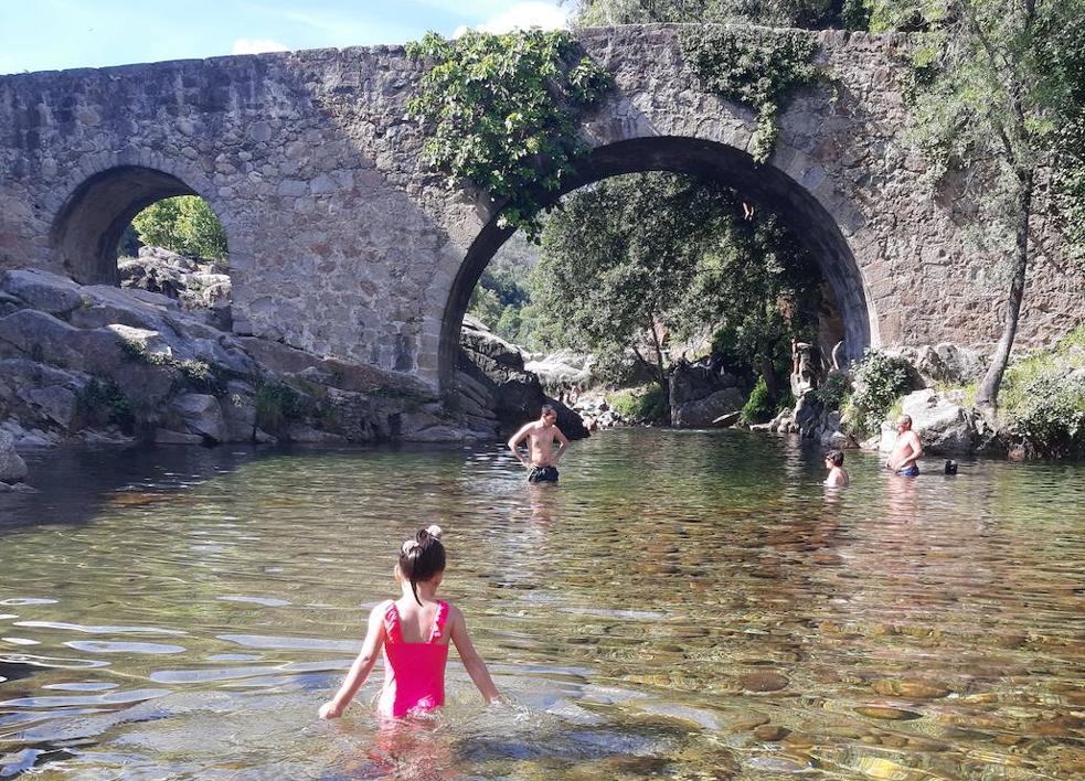 Zonas recomendadas para el baño en Extremadura este verano