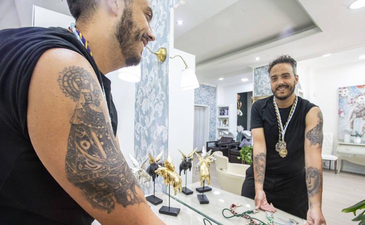 Amante cofrade / laico