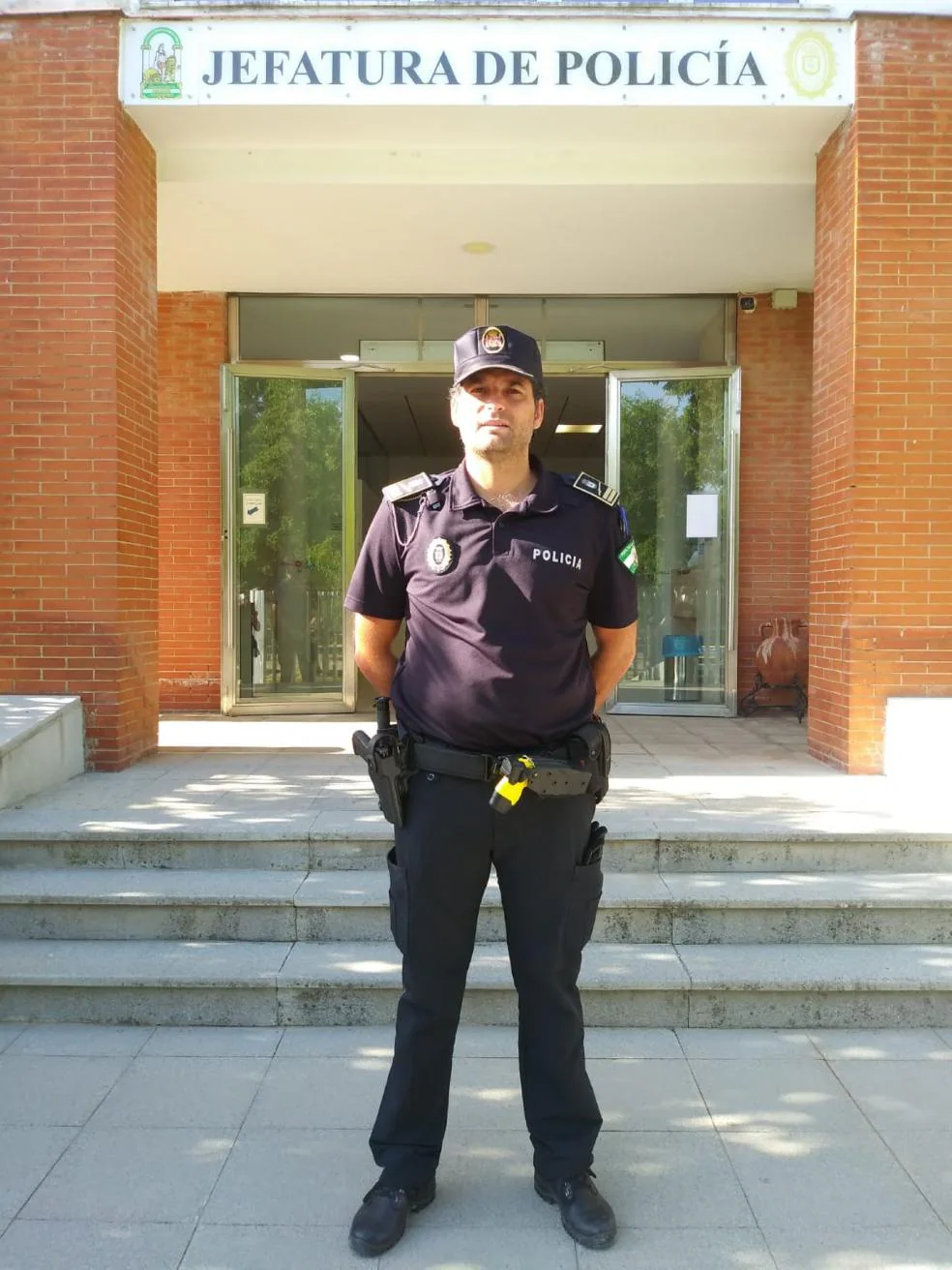 Felipe Núñez es jefe de la Policía Local de Lora del Río (Sevilla). / HOY