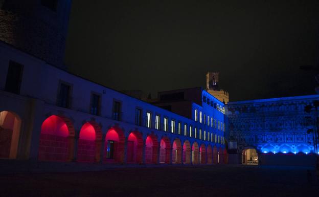Música y luces los viernes y sábados por la noche en la Plaza Alta durante el verano