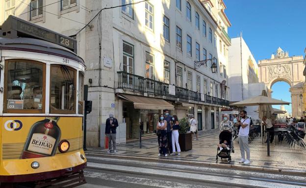 Portugal abre la puerta a aliviar las restricciones en la próxima semana