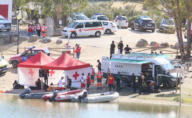 Metro y medio de fango dificulta el rescate del militar en Proserpina