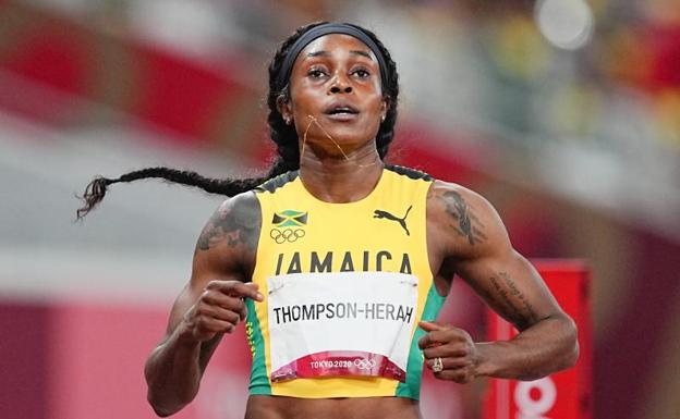 Elaine Thompson-Herah se prepara para el doblete