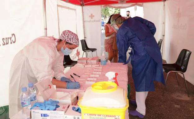 Dos mujeres de la residencia Baños de Montemayor mueren de covid-19, ambas vacunadas
