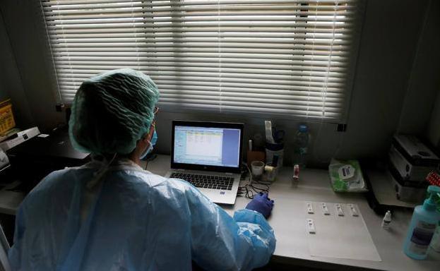 Cuatro muertos más por covid en otra jornada que se acerca al medio millar de contagios