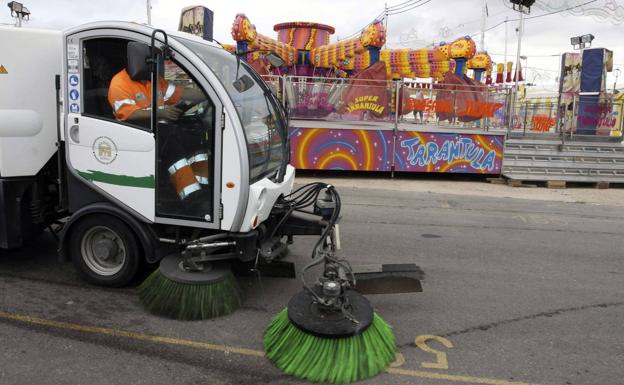 El horario de recogida de basura se adelanta en Mérida a las 17.30 horas desde el 30 de agosto al 5 de septiembre